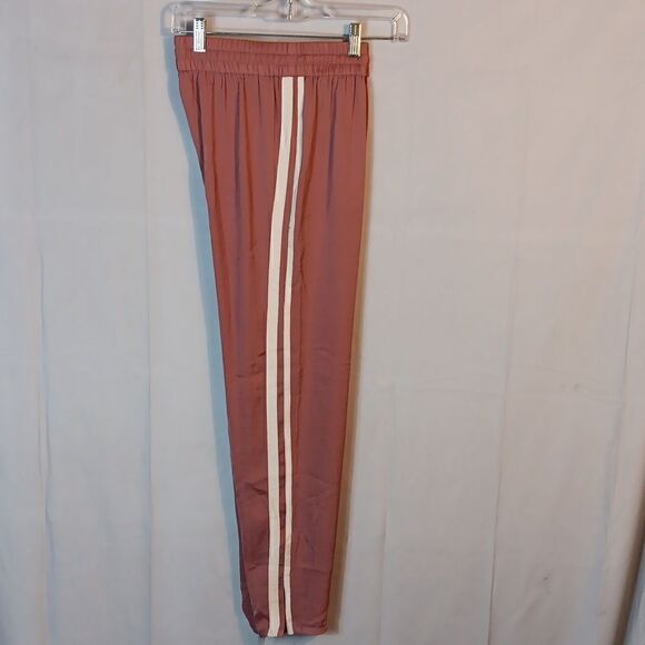 American Eagle Silky Joggers - Picture 6 of 6